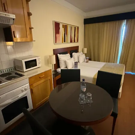 Hotel Semanas 30 E 24 Gale Cerro Alagoa